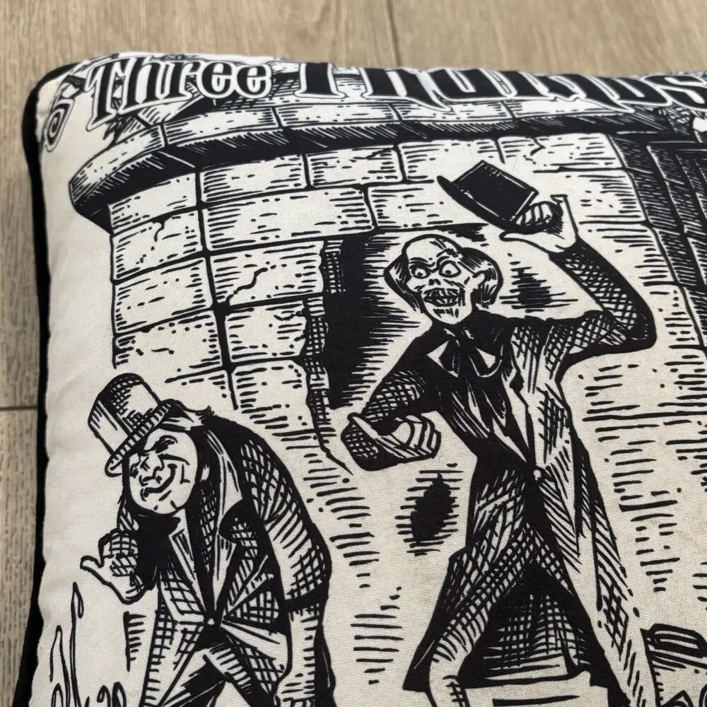 Disney Haunted Mansion Pillow Hitchhiking Ghosts Three Thumbs Up Halloween‎